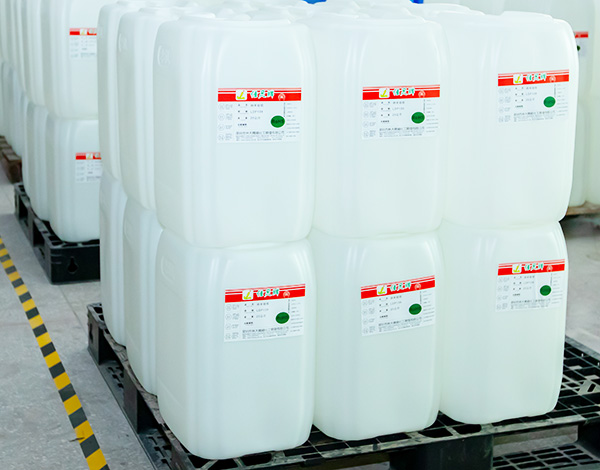 林大化工帶你了解除蠟水的用途和特點